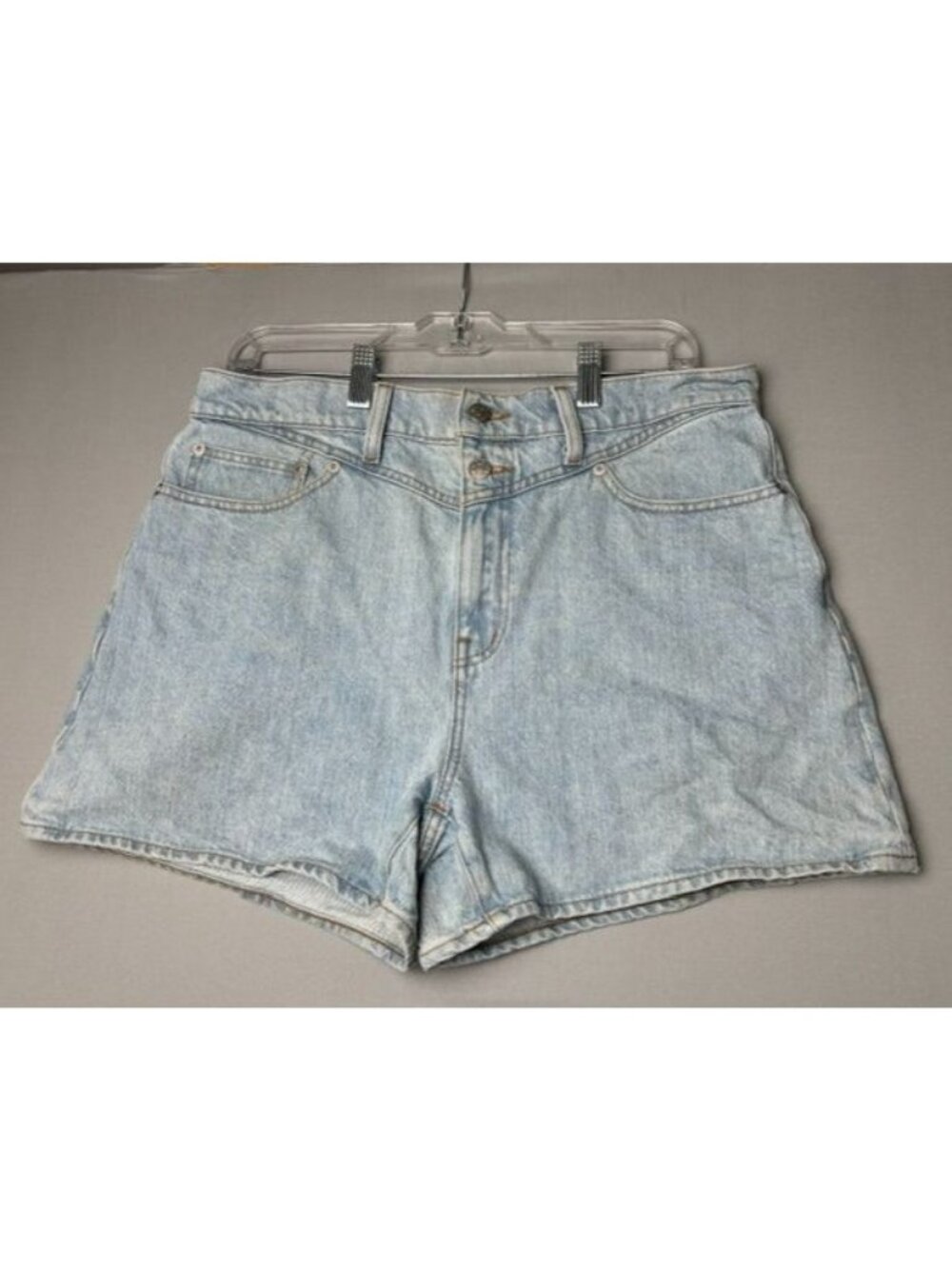 Madewell The Momjean Shorts Women's 30 Light Wash High Rise Mom Denim